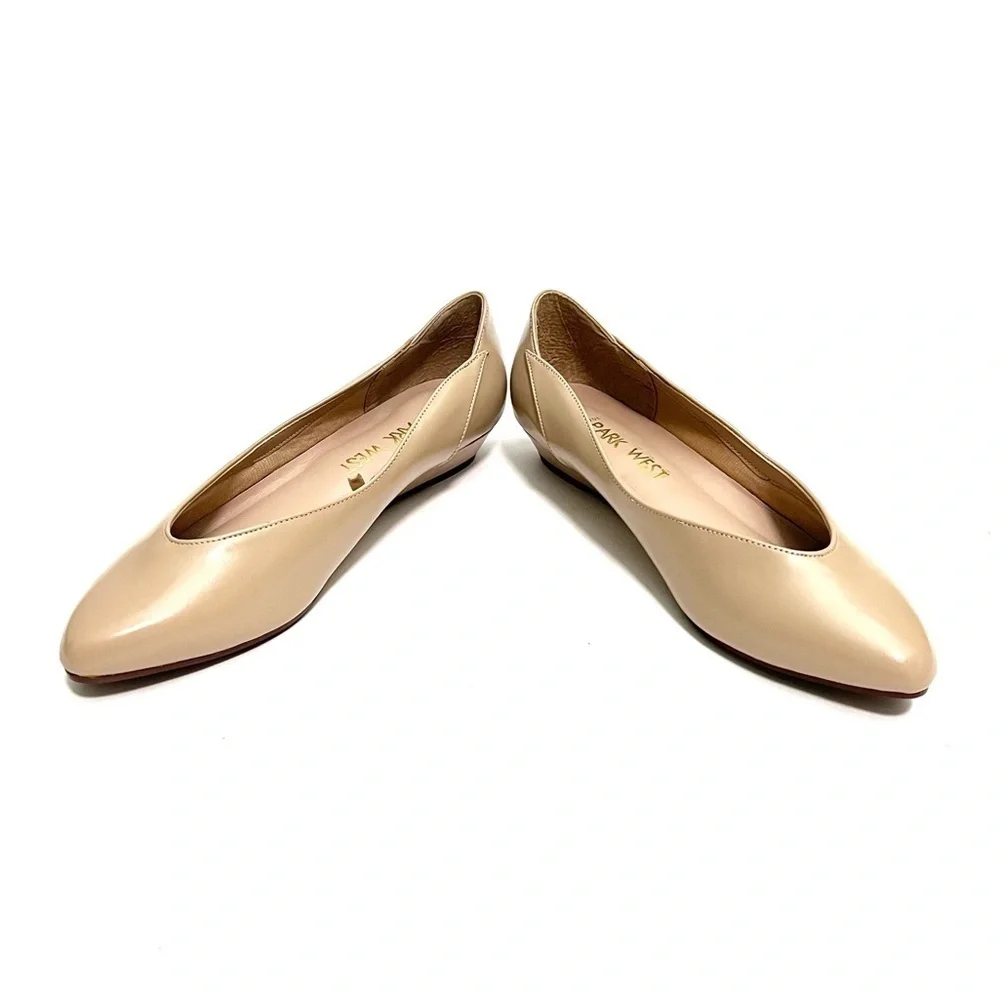 Vintage 1980s deadstock vegan beige leather slip on mini wedge heels